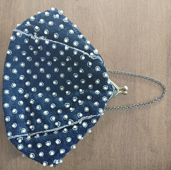 Vintage beaded handbag - Picture 11 of 12